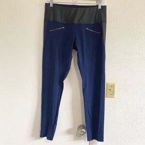 ADAY Throw & Roll Legging Navy Travel Pants Zip Pocket Large Workleisure Stretch